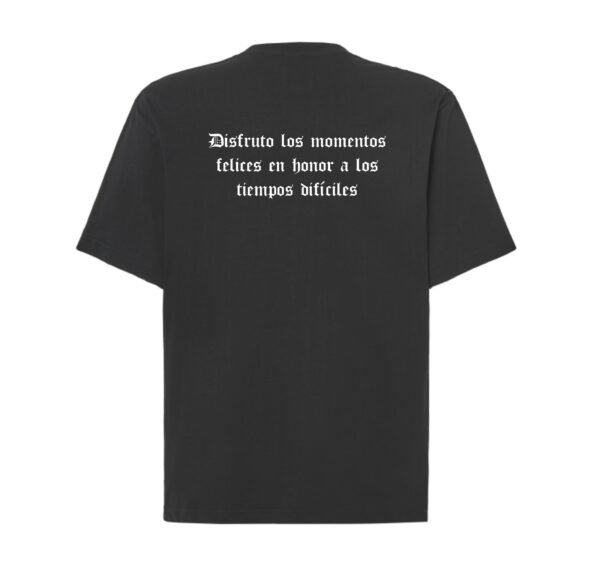 Camiseta Natos y Waor Negra Oversize - Imagen 2